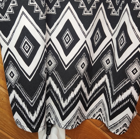 Bobbie brooks large black and white diamond print spaghetti strap maxi dress - Picture 8 of 8